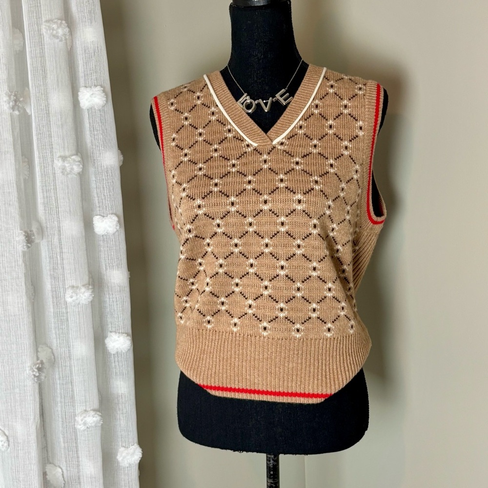 NEW No Name Cashmere and Wool‎ Preppy Tan V-Neck Sweater Vest Size Large